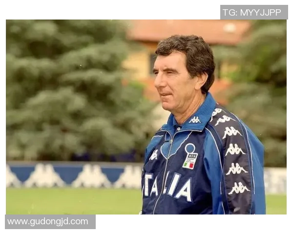 足球传奇人物的巅峰时刻与辉煌成就探秘全世界最伟大的球星之路